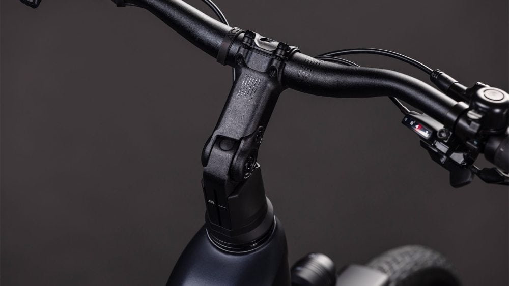 CUBE Touring Hybrid ONE 600 Easy Entry COAL´N´CHROME