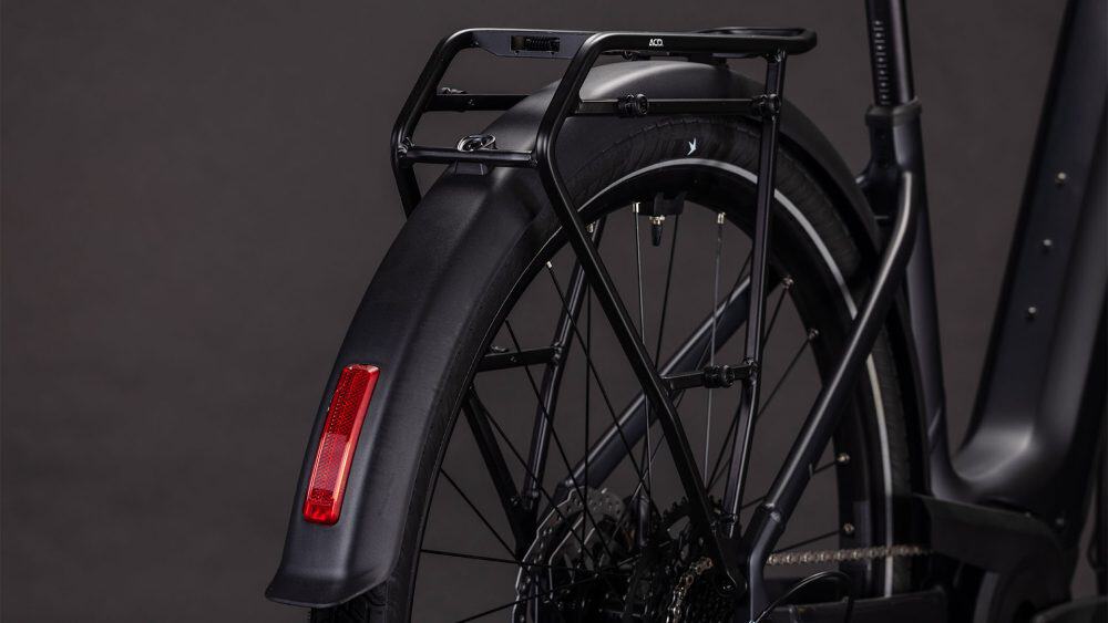 CUBE Touring Hybrid ONE 600 Easy Entry COAL´N´CHROME